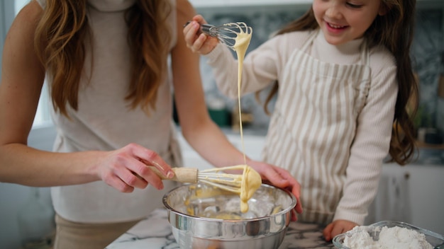Makaron z serem – domowy przepis z dzieciństwa